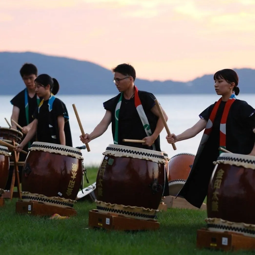 うみなかさくらまつりの様子