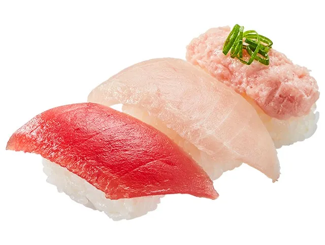 3種のまぐろ食べ比べ:赤身、びん長、ねぎとろの寿司三貫セット