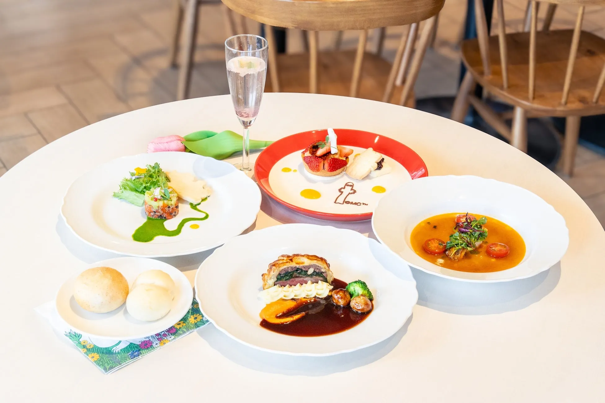 ムーミンバレーパーク7周年記念料理