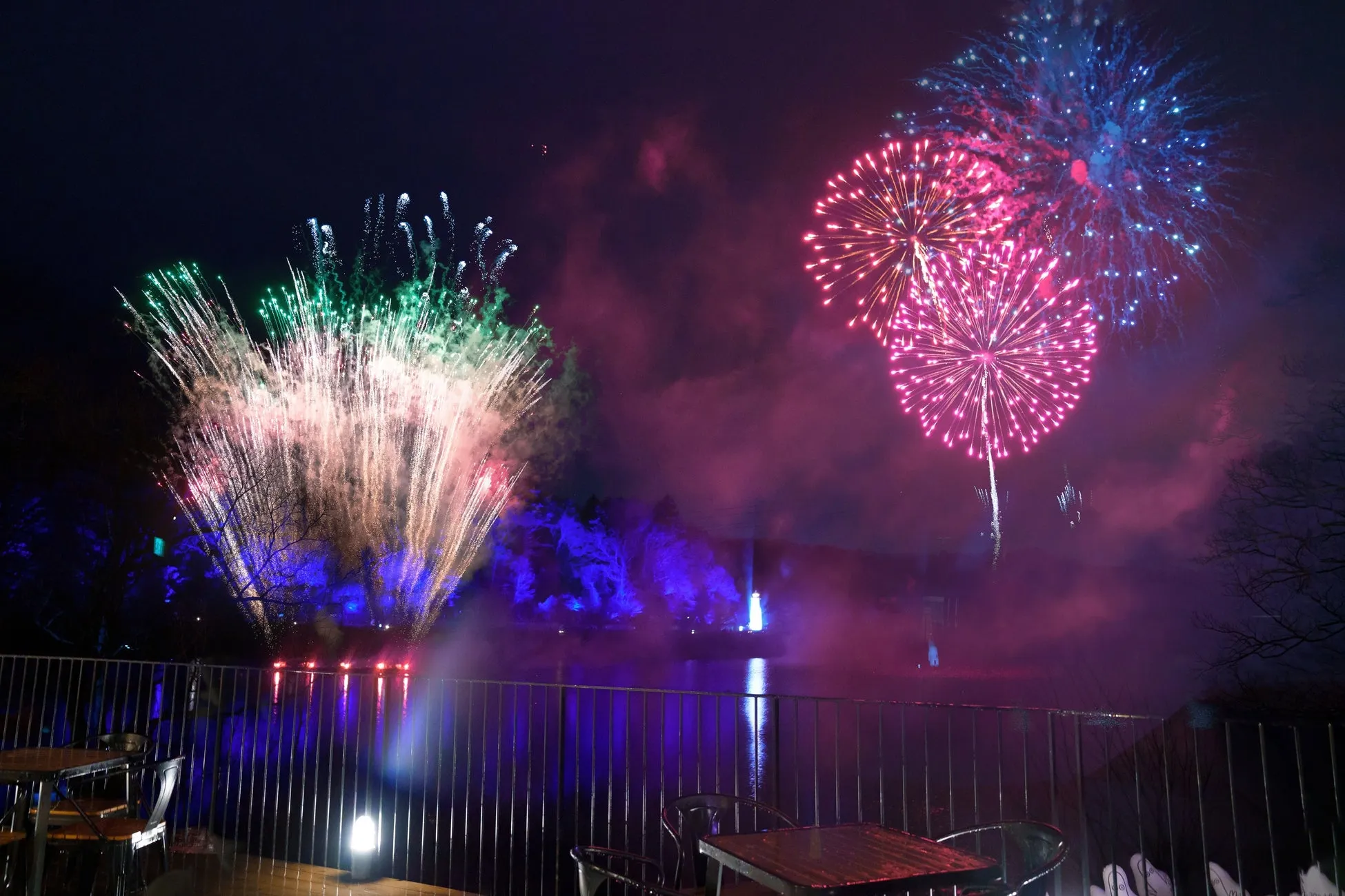 ムーミンバレーパーク7周年記念の花火