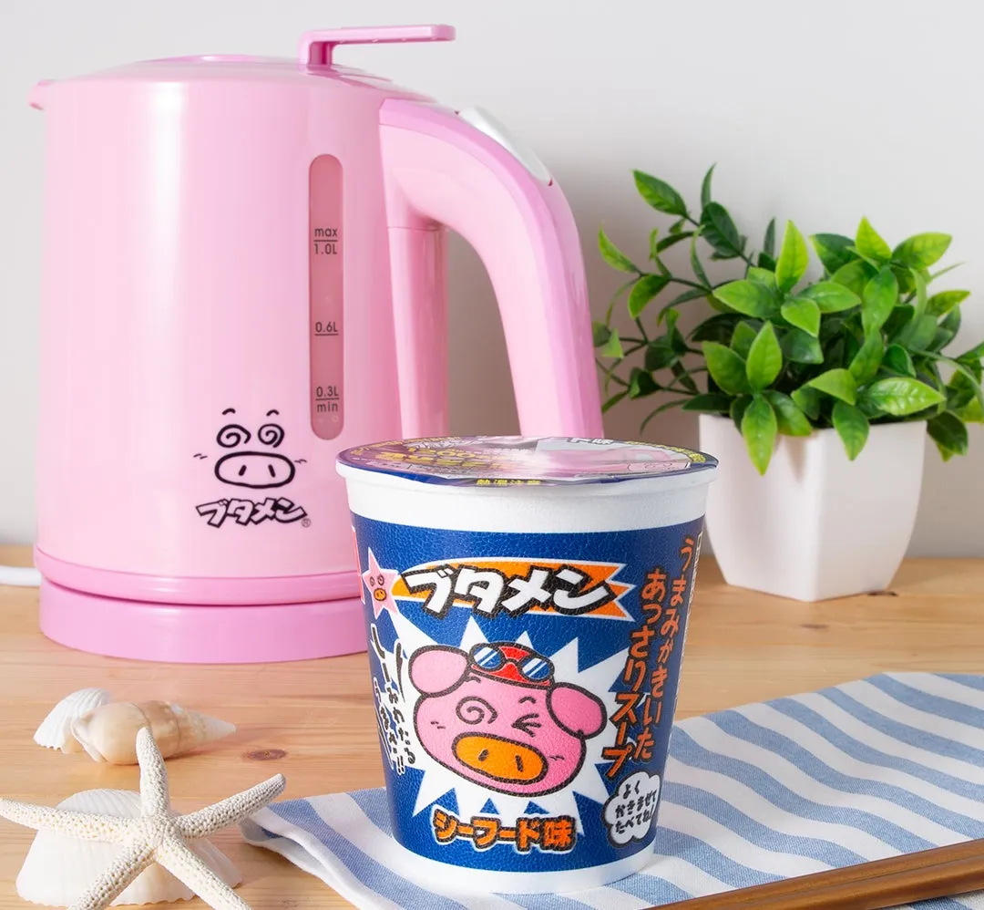 うまみがきいた『ブタメン（シーフード味）』のパッケージ画像