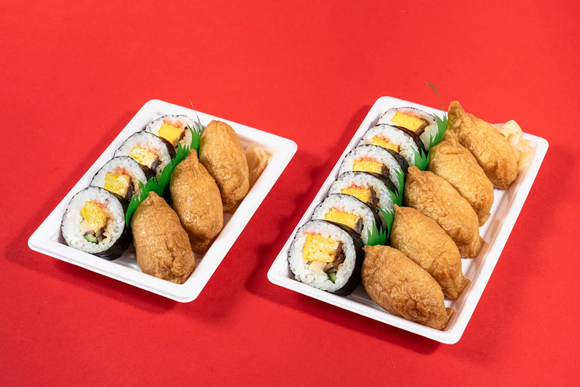 助六寿司の通常品と増量品写真