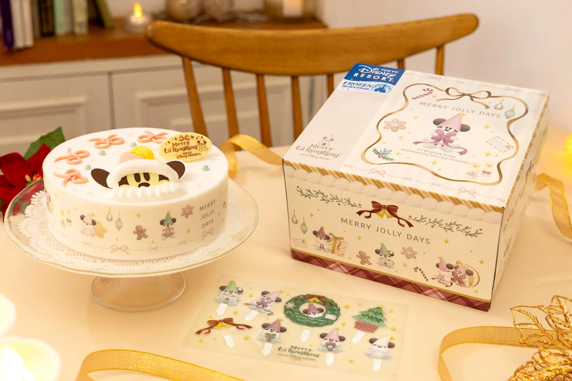 ディズニーのクリスマスデコレーションケーキと箱