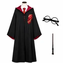 ハロウィンの仮装に、人気の魔法学校風ローブコスプレ4点セット