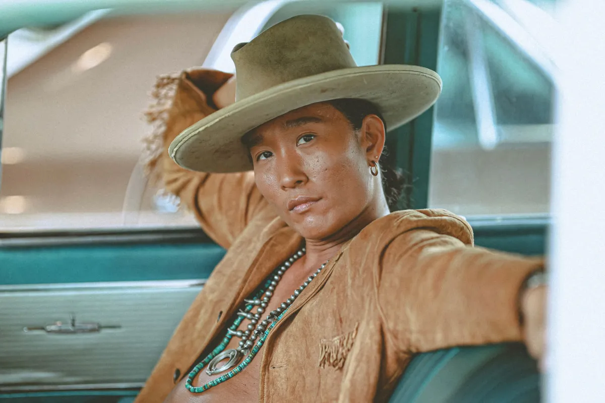 平井大、第2子誕生を写真で報告　妻・Lady Brown Picturesは“子ども2人の手つなぎ”ショット公開