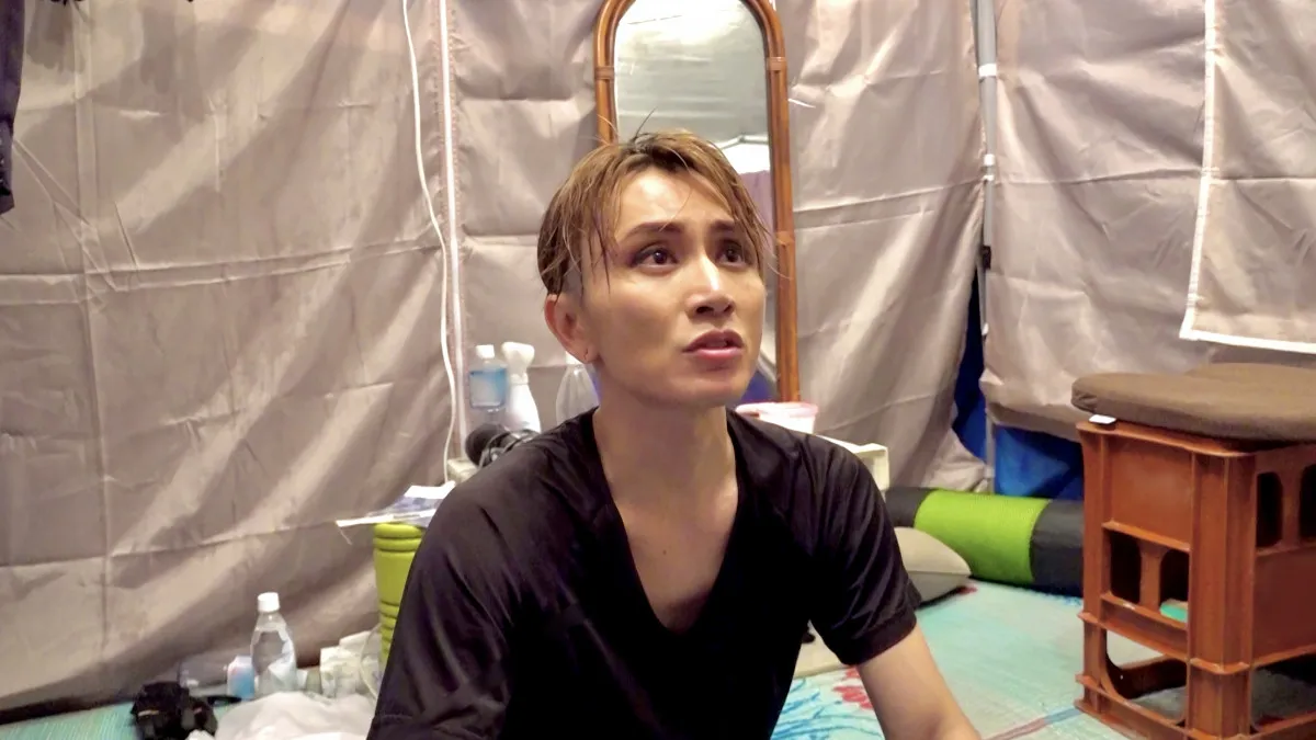 SUPER EIGHT安田章大、伝統の“アングラ劇団”出演に『news every.』が密着　自らテントを設営