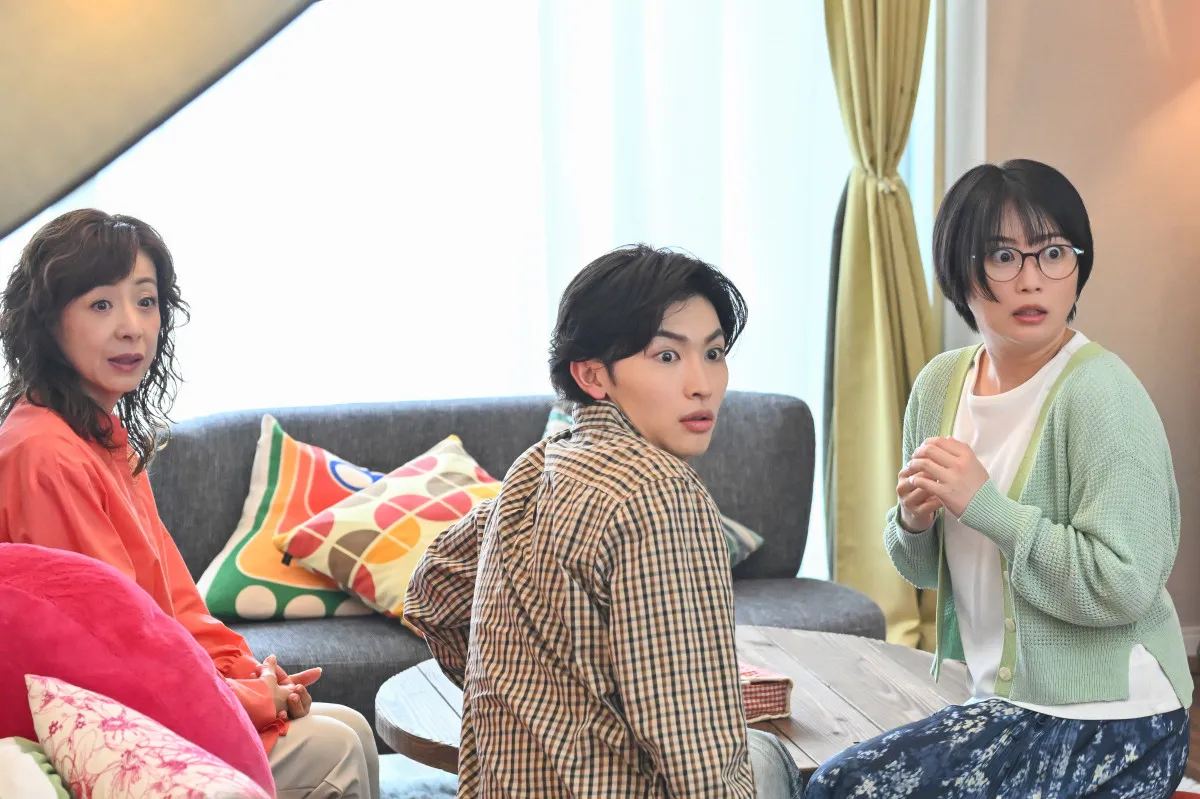 恋人をシェアする東子（志田未来）、両親の襲来で大ピンチ　『北くんシェア』第2話あらすじ