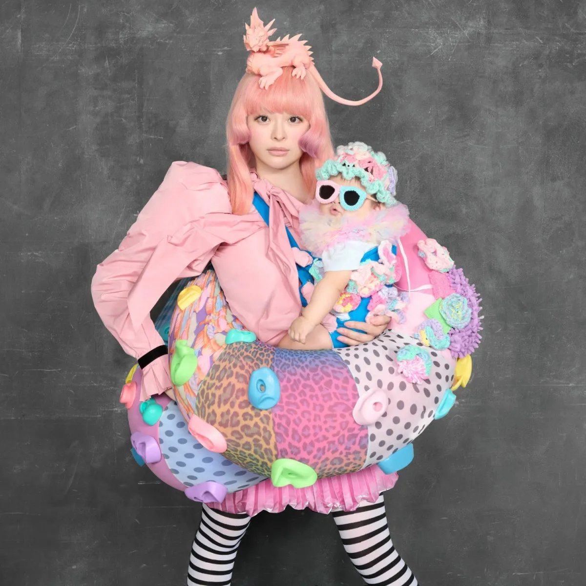 きゃりーぱみゅぱみゅ、出産後初の新曲で我が子と共演「二人組になりました（笑）」