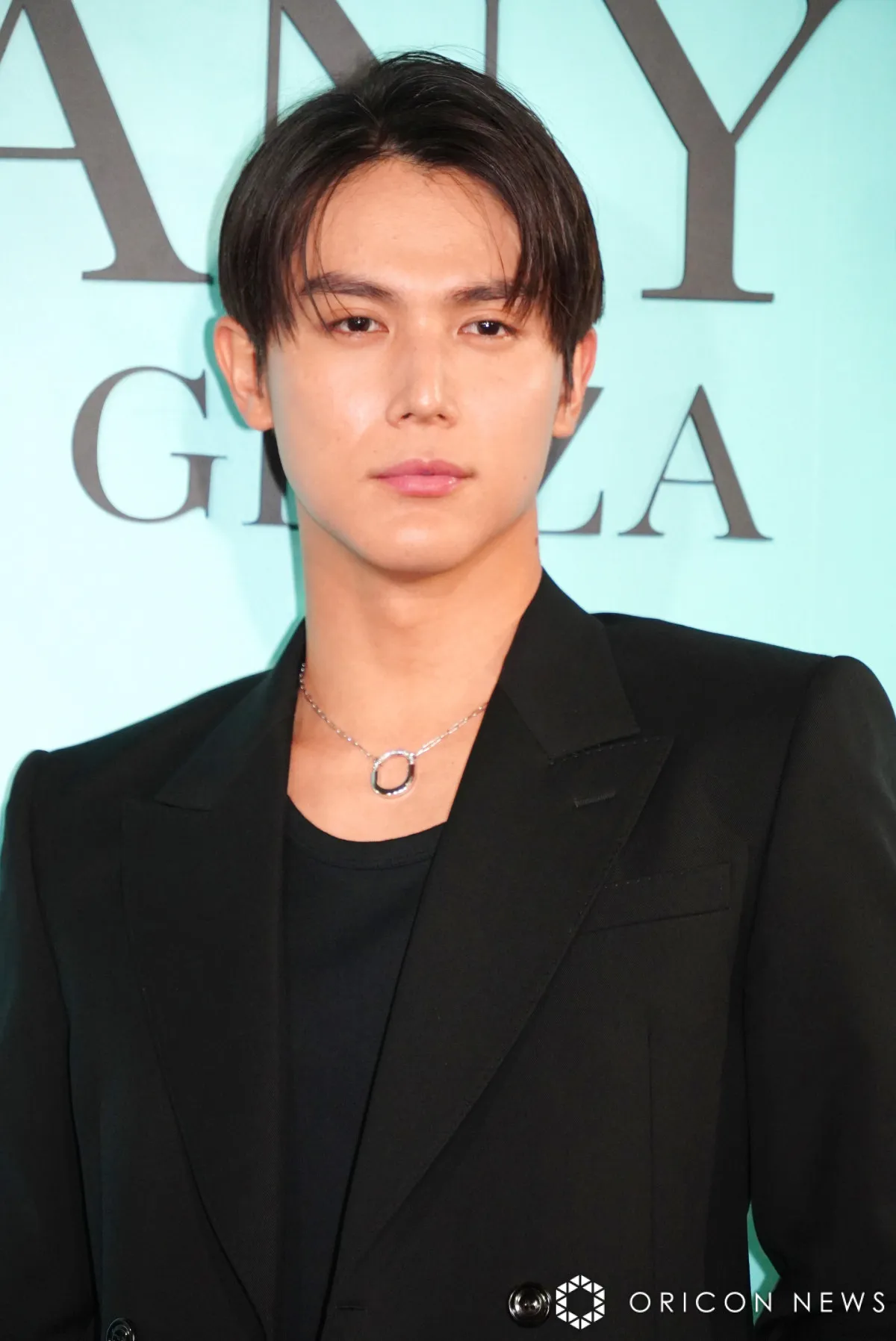 中川大志、腕まくりで時計を輝かせる　ティファニー銀座に登場「まさか」