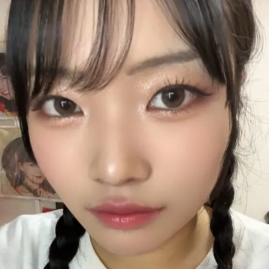 普通の女子大生がなぜ”渡韓整形”…？ 「自分の人生は自分で選ぶ」醜形恐怖症や摂食障害を乗り越えた向き合い方