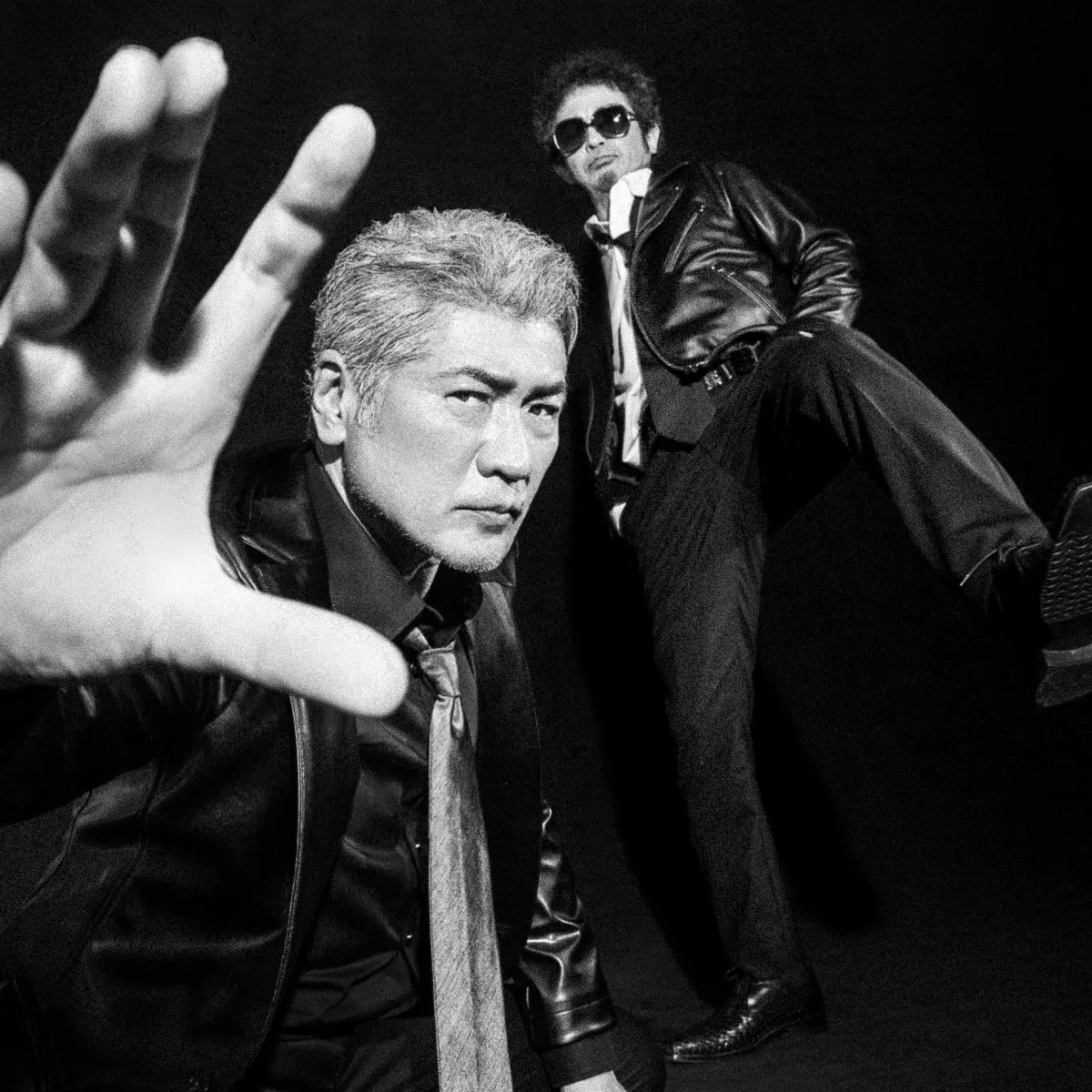 奥田民生×吉川晃司ユニット・Ooochie Koochie、12月にアナログ盤がリリース　ツアー会場限定特典も