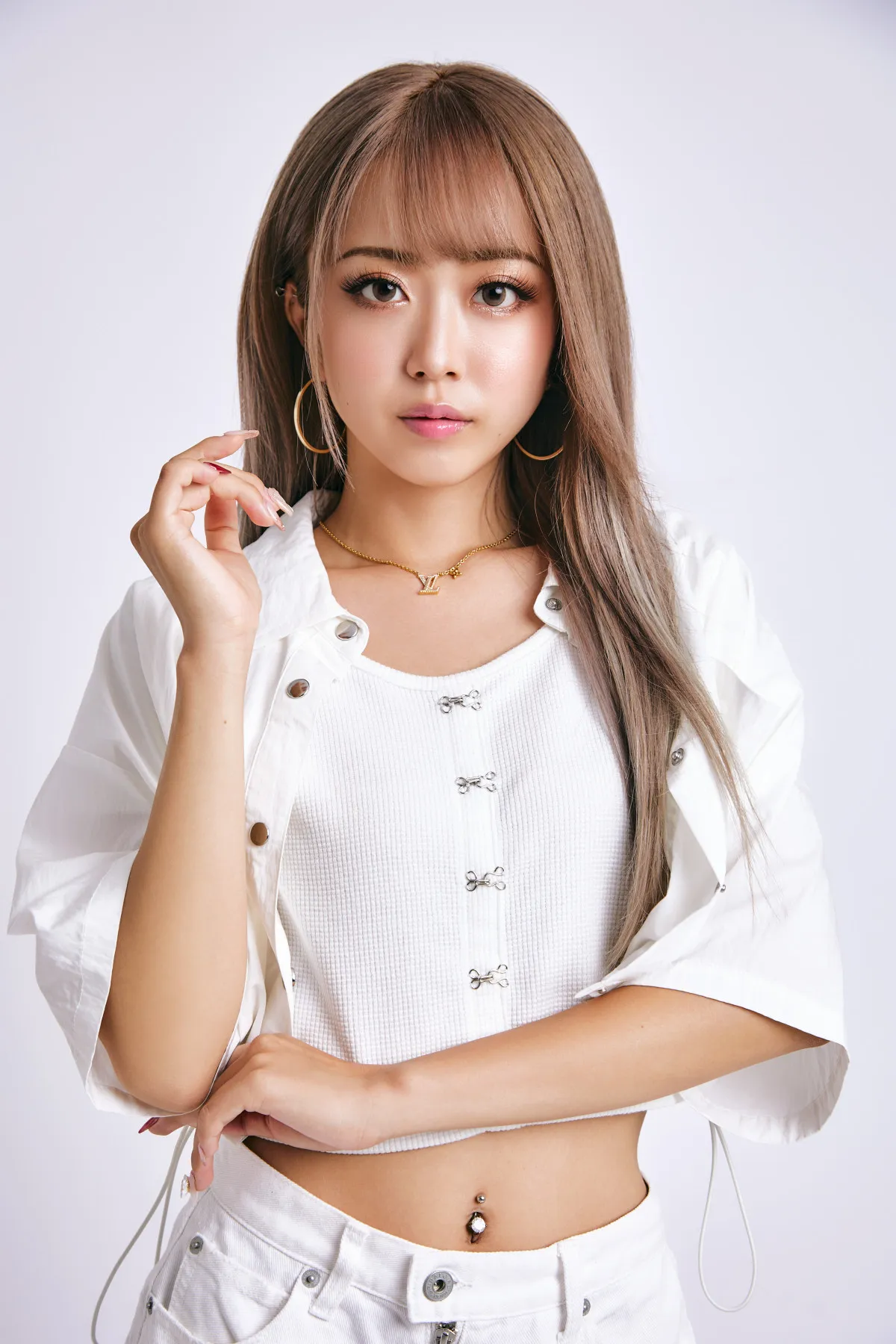 みりちゃむ、あいさらギャルタレント・モデルが所属するLVSが新人を募集「夏の特別オーディション2025」
