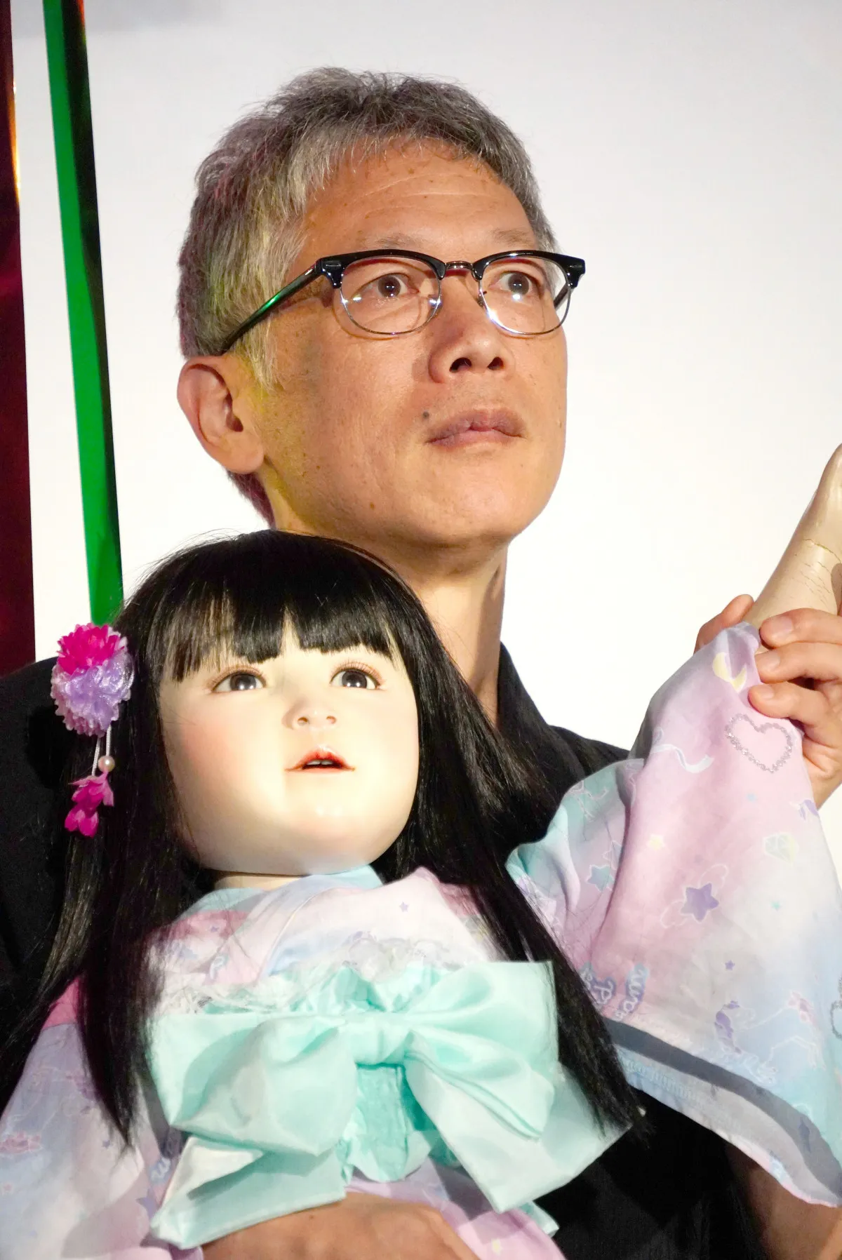 長澤まさみ主演『ドールハウス』矢口史靖監督、”怖い”作品は「今回だけ」「次からまた元に戻ります」　代表作は『ウォーターボーイズ』など