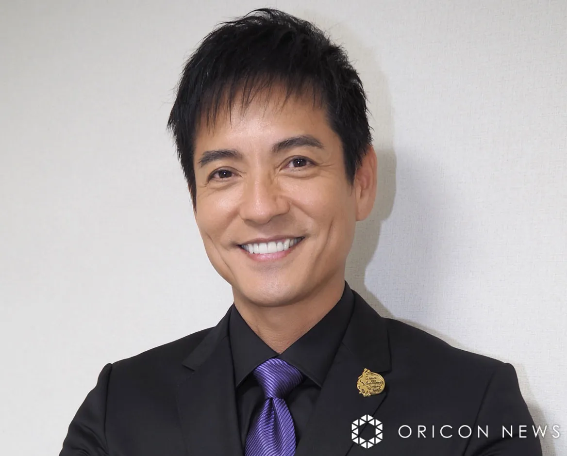 沢村一樹「遺伝子さすが！」沢村一樹、野村大貴＆康太と“おそろい”ショット　姪＆三男も登場「久しぶりに皆んな揃って」