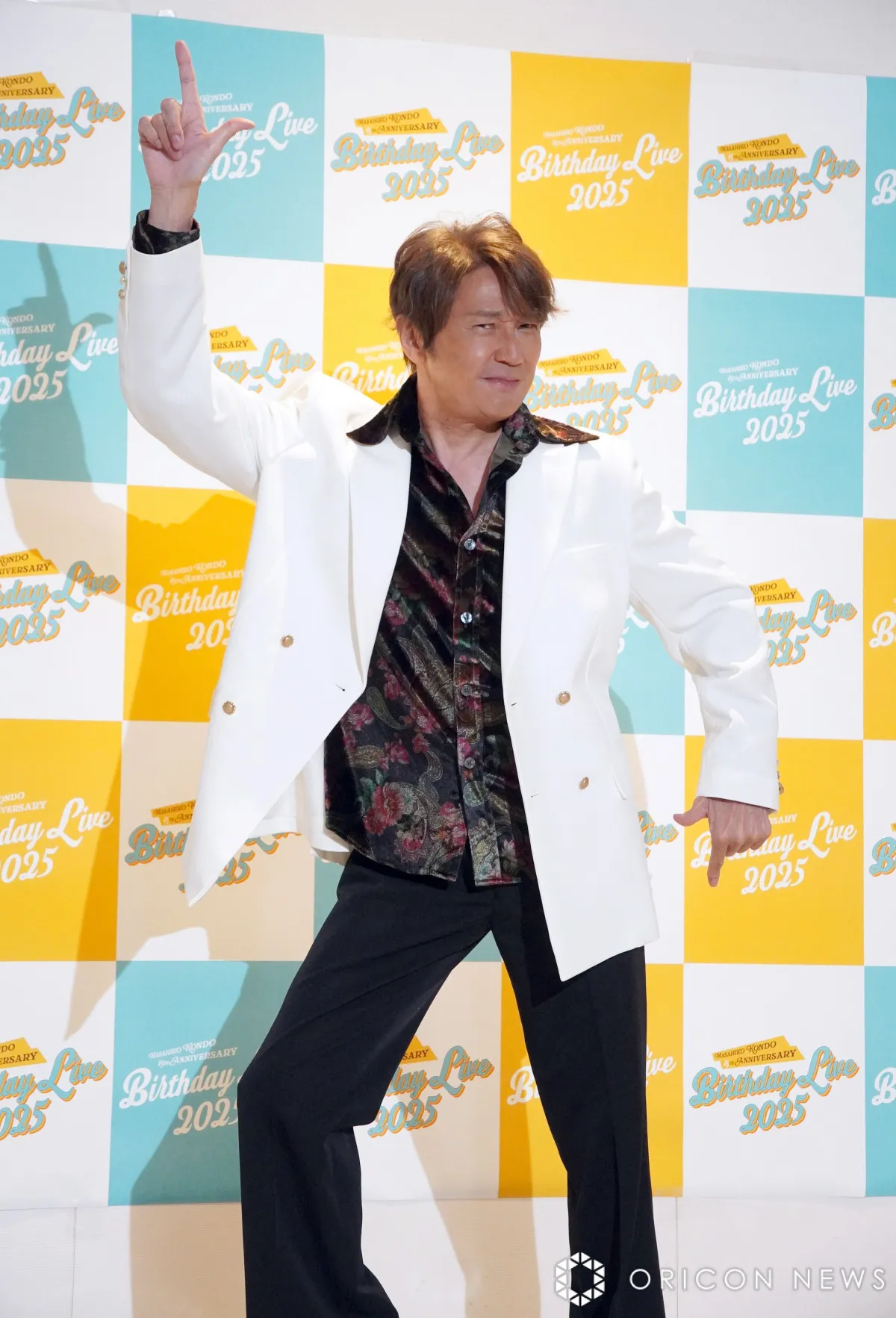 近藤真彦、61歳の誕生日ライブ開催「幸せ」「お客さんの前で歌っているのが楽しい」　“新御三家”名曲もカバー