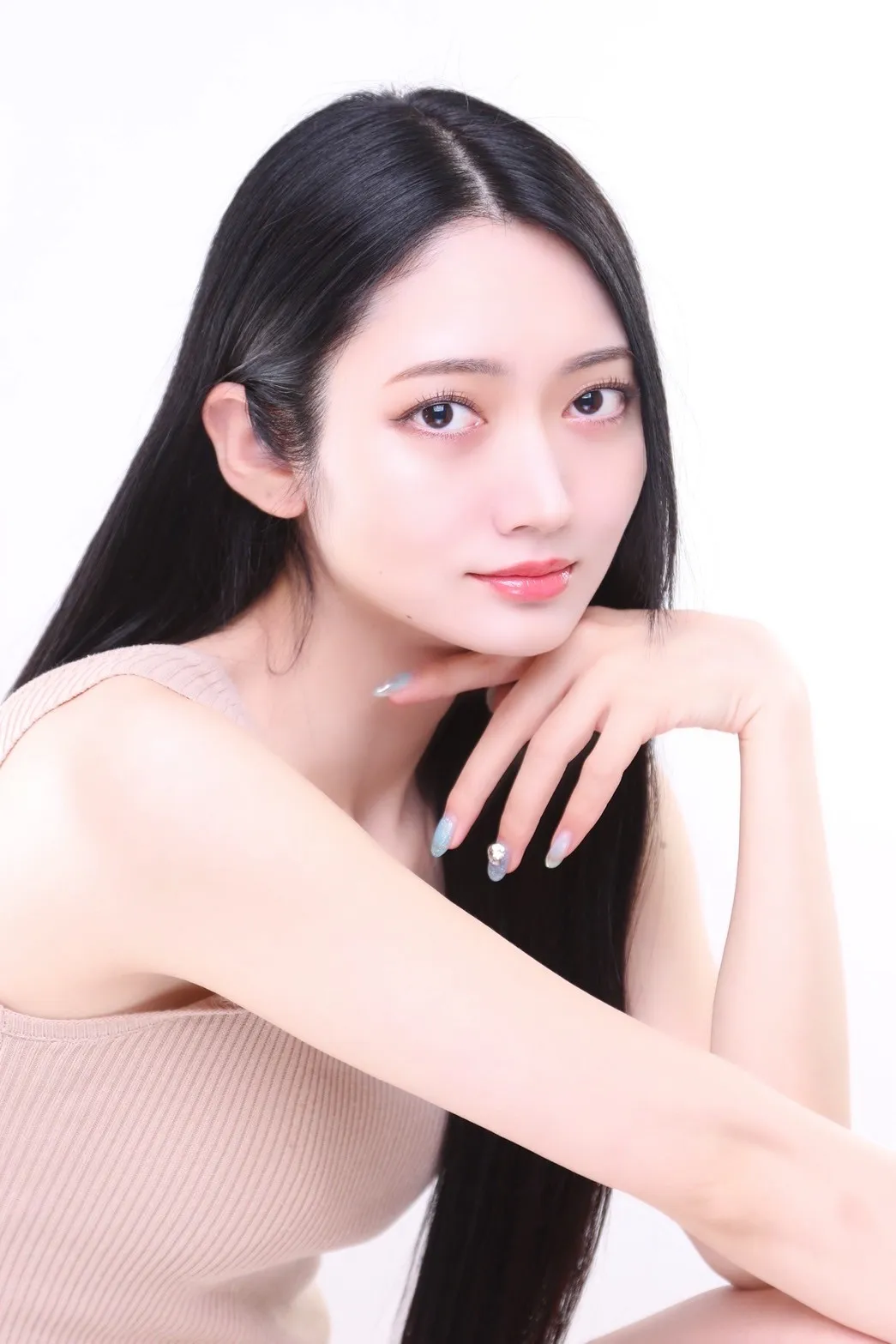 30歳の俳優・植松愛美さん、ミス・ユニバース兵庫代表に「心の健康の大切さを演技を通して伝えたい」