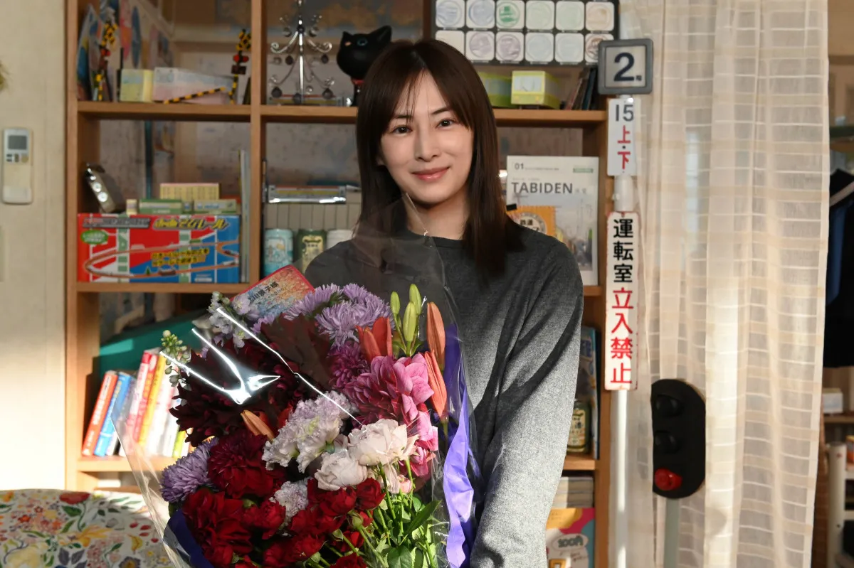 北川景子「ウソ…」“娘”から動画レター    『あな奪』最終回から約2週間後にサプライズ後日談、明らかに