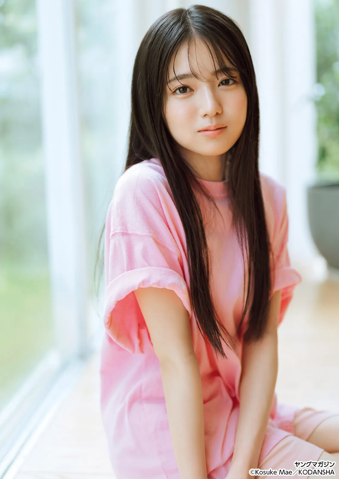乃木坂46・瀬戸口心月、『ヤンマガ』でフレッシュなグラビア展開　高校時代は甲子園常連校で3年間チアリーディング