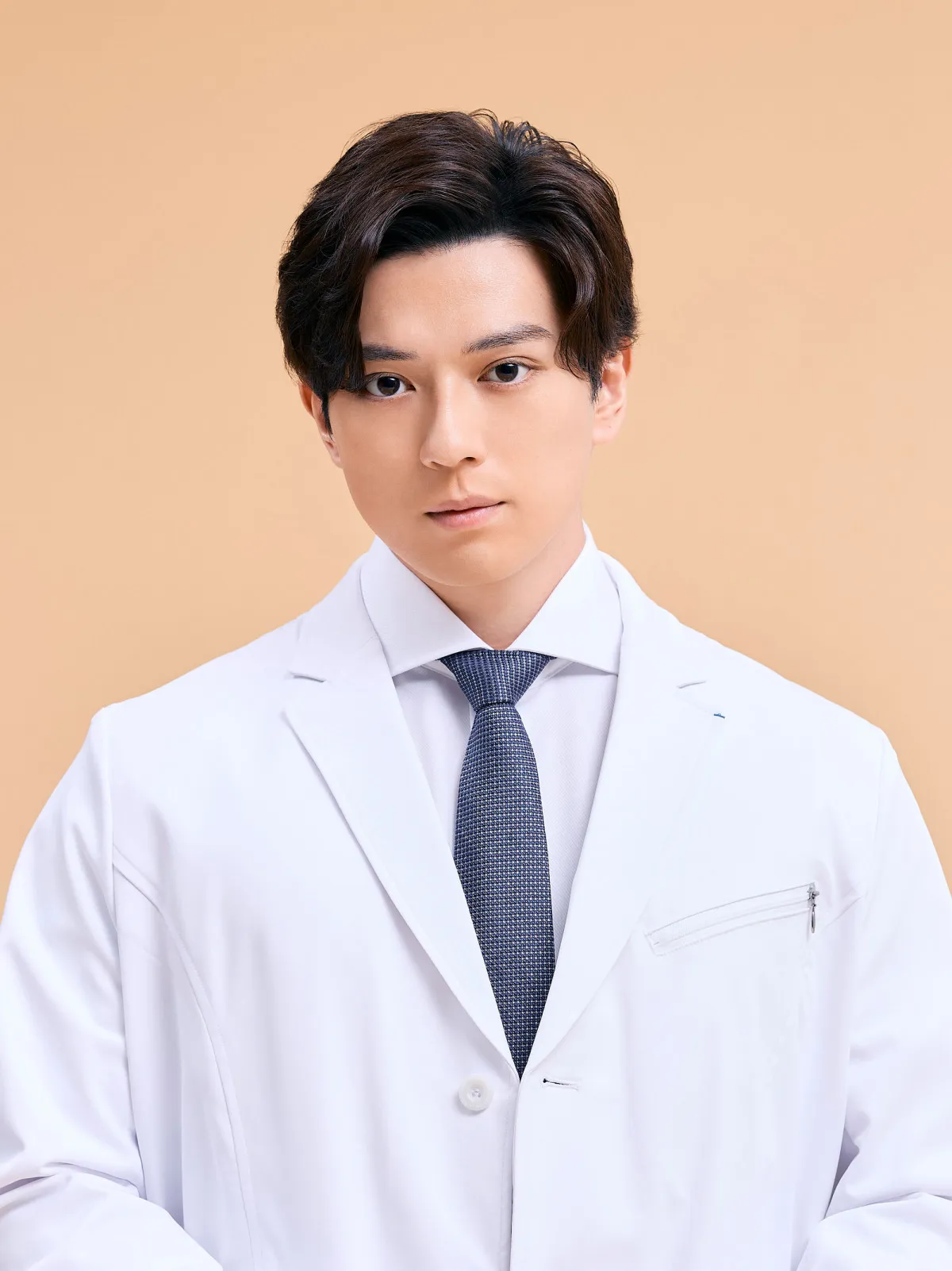 『19番目のカルテ』東郷康二郎役に新田真剣佑　キャラクター紹介（3）