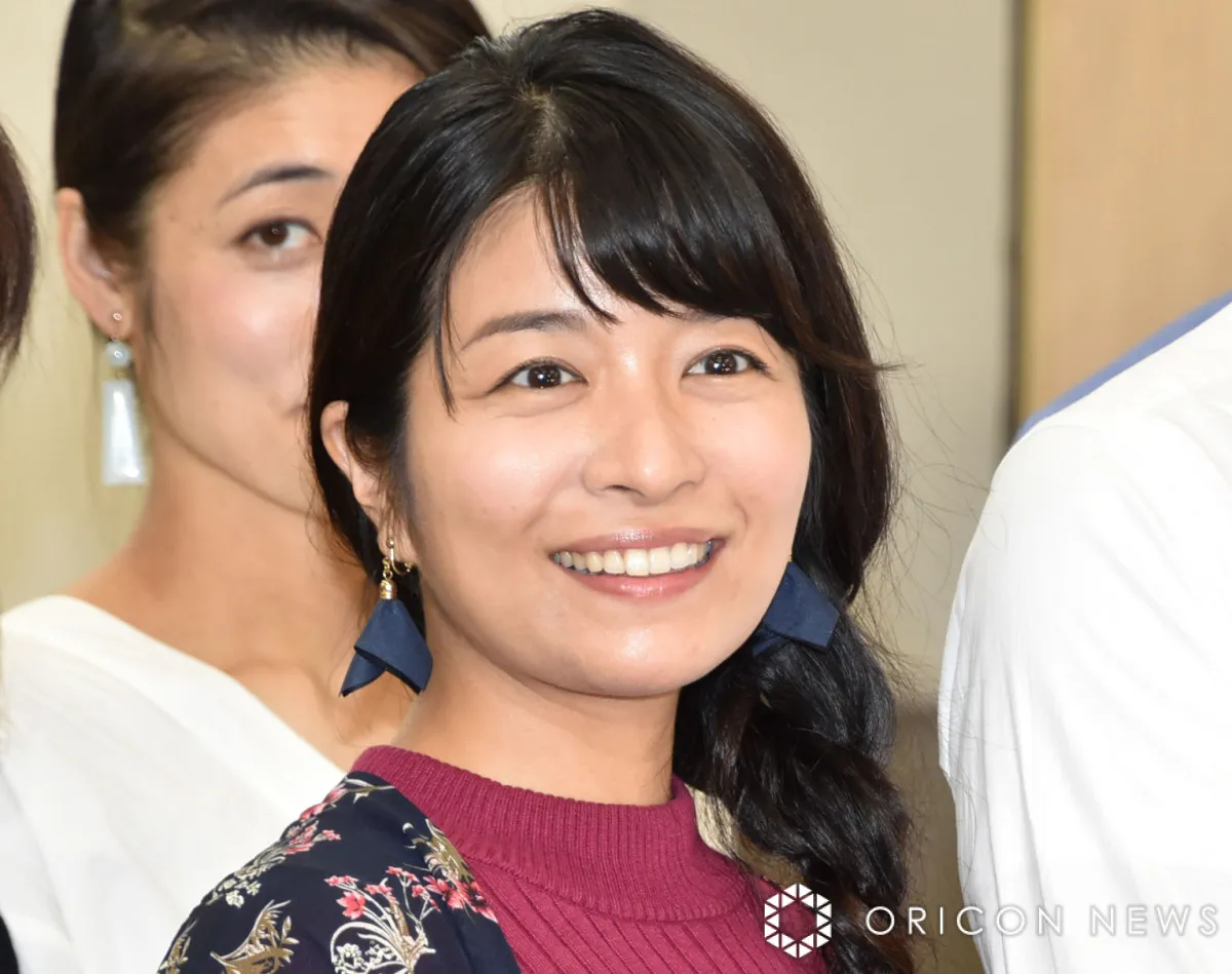 三倉茉奈、「同じ場所で」長女の生後10ヶ月→4歳半の写真を投稿「大きくなったなぁ。ここで2人でハイハイしてたのに！」