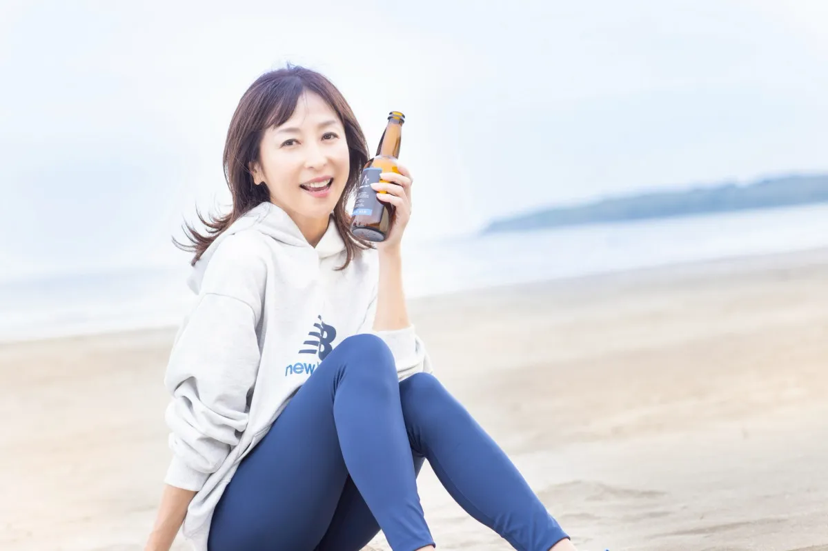 “伝説のクラリオンガール”かとうれいこ、34年ぶりビールブランドの顔に　青島クラフト新商品のアンバサダー就任