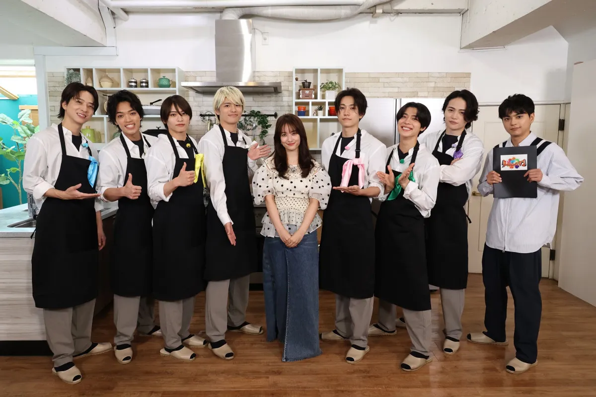 timelesz、羽根つき餃子作りに奮闘　菊池風磨＆篠塚大輝“ほっこりコンビ”にメンバー「兄弟みたい」