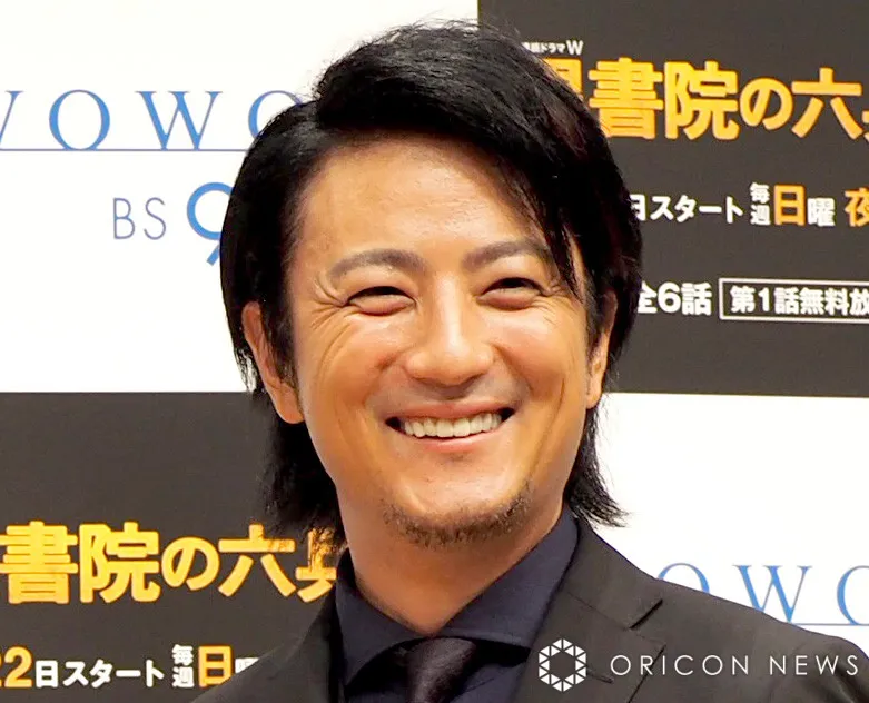 「考えたら川藤さんと江夏」“元球児”上地雄輔、甲子園で川藤幸三氏と2ショットに感激　始球式で捕手も務める「キセキの1日をありがとうございました」