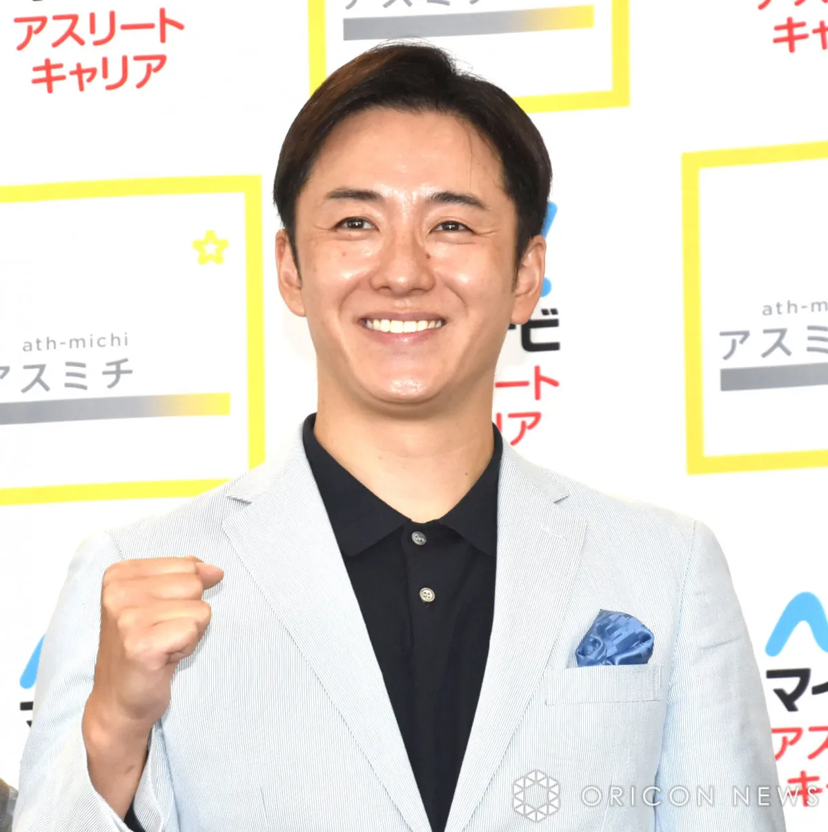 斎藤佑樹氏、生放送で19年ぶりに“ハンカチ王子”を披露「この時期ですから持ち歩かないと」　突然のサプライズ演出にスタジオ大興奮