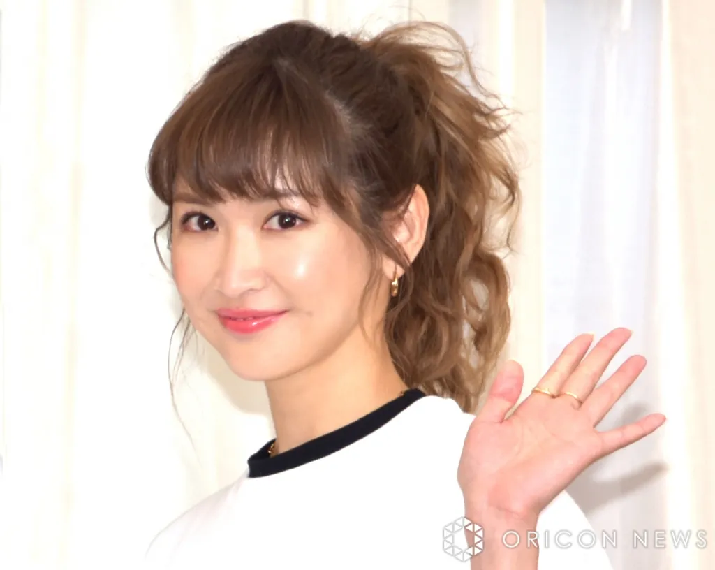 紗栄子、夏休み報告に反響「パパのユニフォーム激アツ」「息子くんたち大きく　めちゃくちゃオシャレな母さんです」