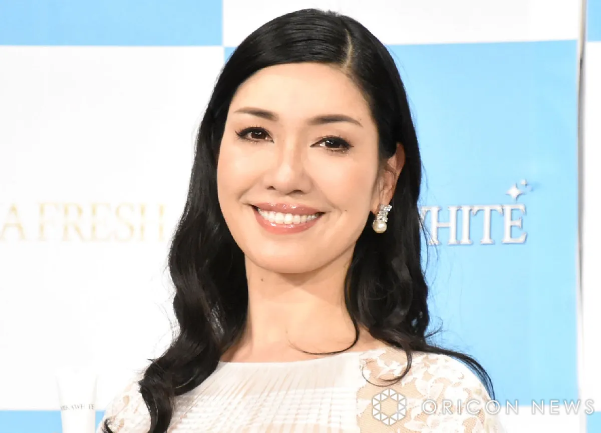 アンミカ、完成度が高すぎる“クレオパトラ”ショットに反響「生まれ変わり!?」「完璧です」