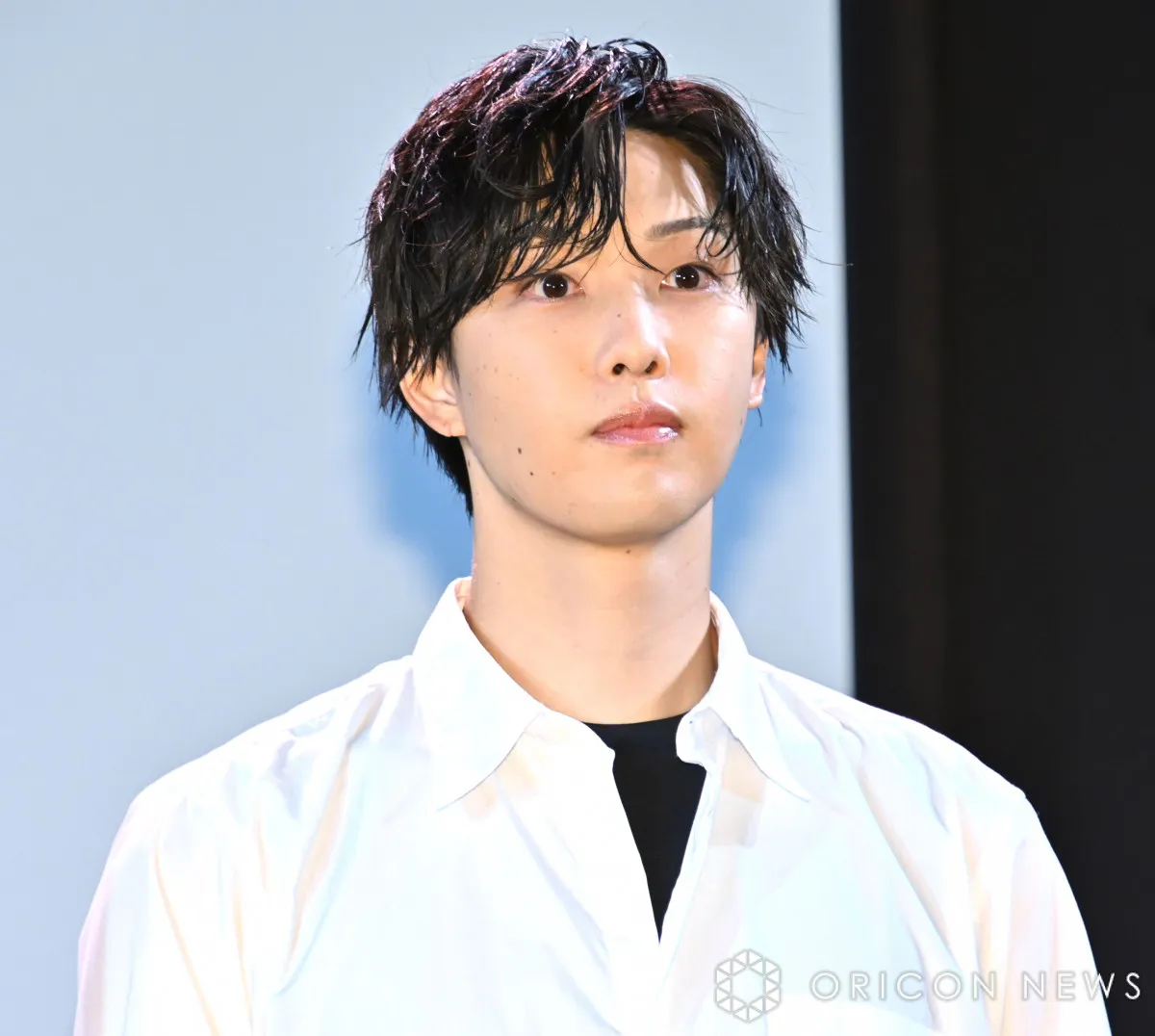 FANTASTICS堀夏喜、肉体美チラリのオフショットに反響「バキバキすごい」「大反則の笑顔と腹筋」