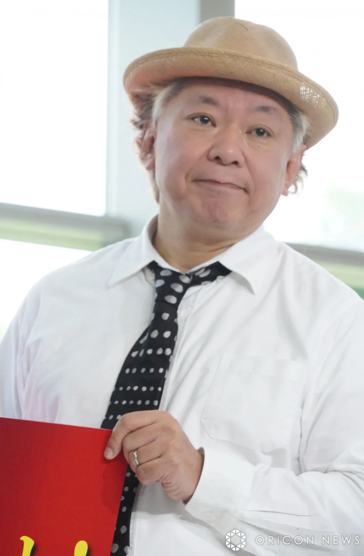 引退発表の鈴木おさむ氏、『奪い愛』シリーズ執筆「また息子に見せられない」　不倫にメッセージ「僕なりの“答え”」