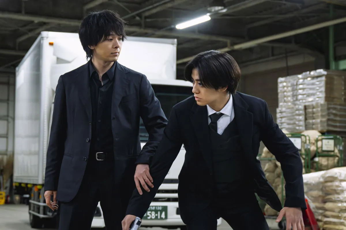 『DOPE』高橋海人×中村倫也、アクション対決に反響「痺れる」「鳥肌立った」【ネタバレあり】
