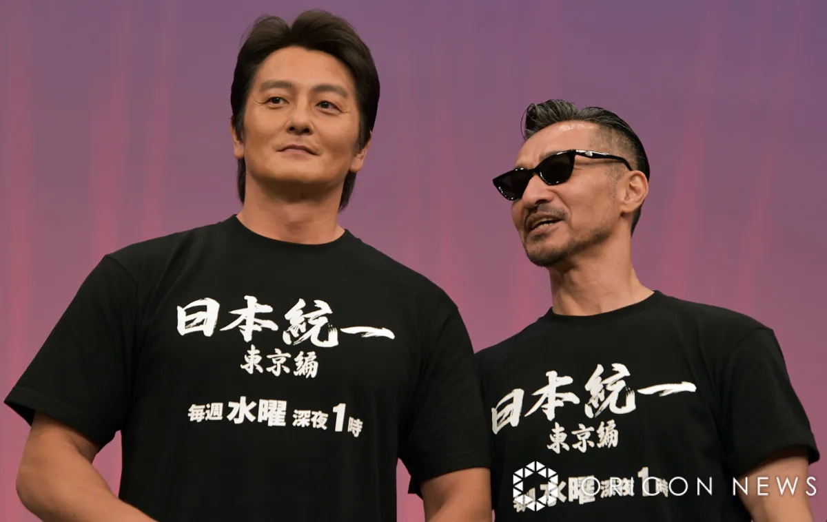 本宮泰風＆山口祥行、『エアジョーダン1』“おそろコーデ”で登場　『日本統一』“侠和会”にナイキブーム
