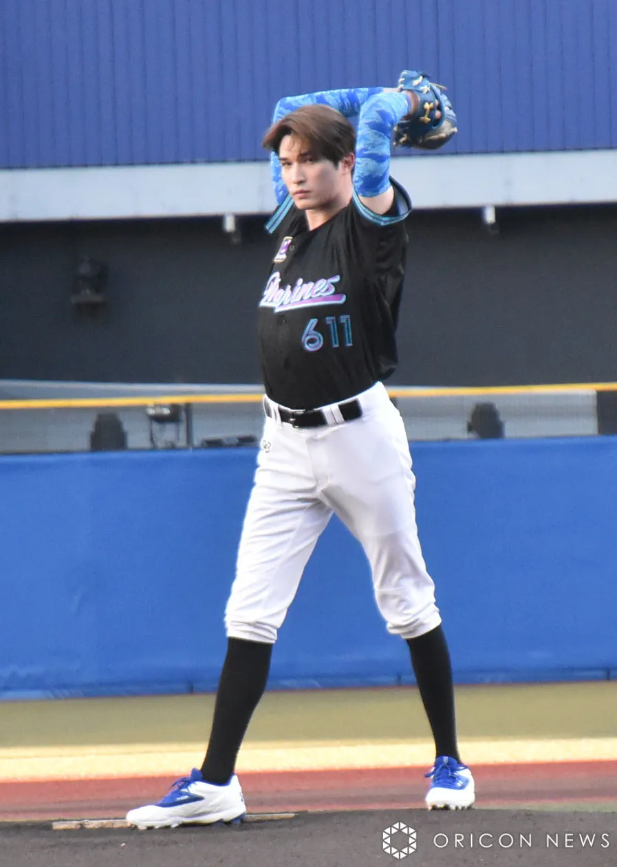 SixTONESジェシー、ロッテ戦でFピッチに登板　小ボケ連発　ノーバンならずの「キモティ～！投球ができました」