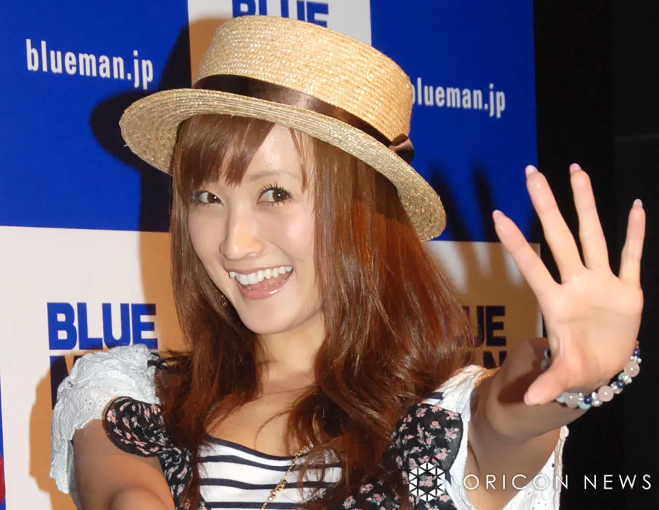 小松彩夏、39歳の誕生日を報告「母になり初めての誕生日」　お宮参りでの親子ショットなど投稿