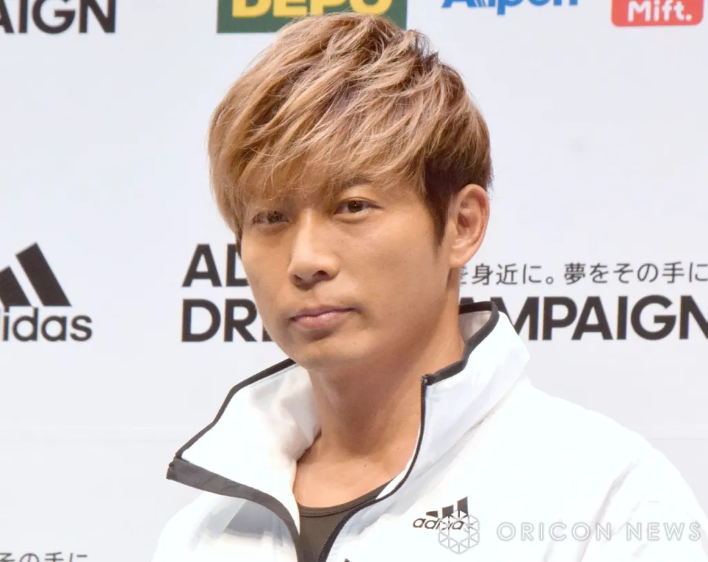 黒木啓司さん、45歳で初の滝行「これまでの禊ぎ」「清めてまいりました」