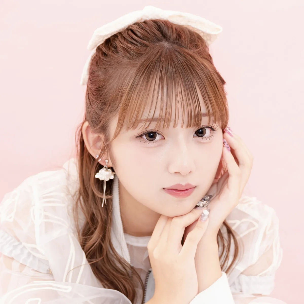 辻ちゃんの長女・希空、「今年初プール」を報告　浮き輪でプカプカ、ネイルも夏仕様に