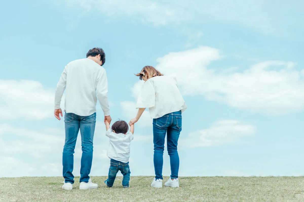子育て期、約半数が「孤立感じる」…7割が「ネット検索」するも“解決は3割”
