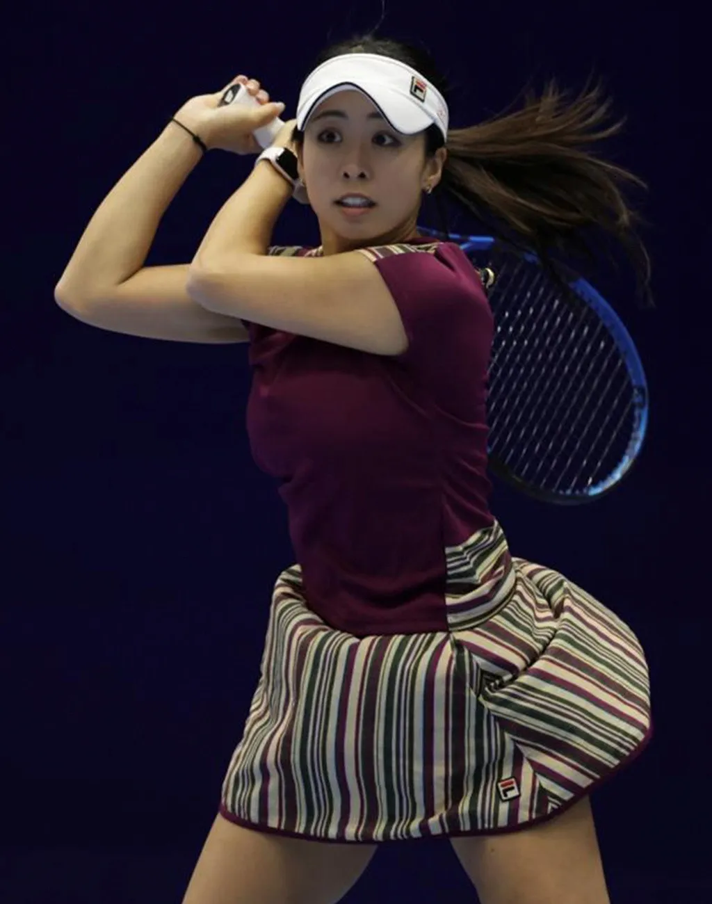 30歳・人気テニスプレイヤーの園田彩乃、美ボディあらわな“自撮り”に反響「ナイスバディ！」