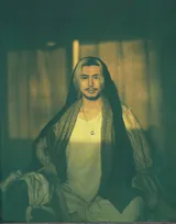 藤井 風「Casket Girl」ミュージックビデオを午後3時にプレミア公開　3rdアルバム『Prema』収録曲