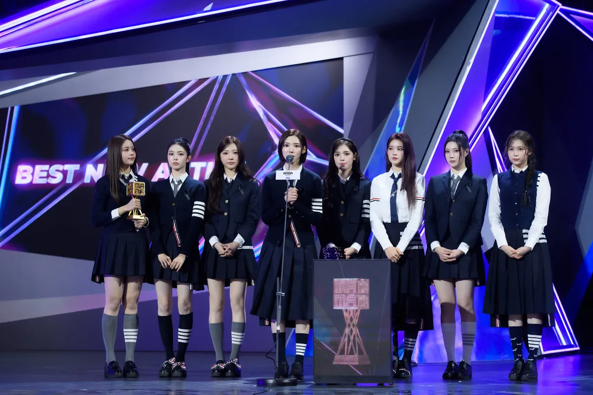 『MAMA』Hearts2Hearts、2冠達成　目標の新人賞に笑顔「この8人だから可能だった」【コメント全文】