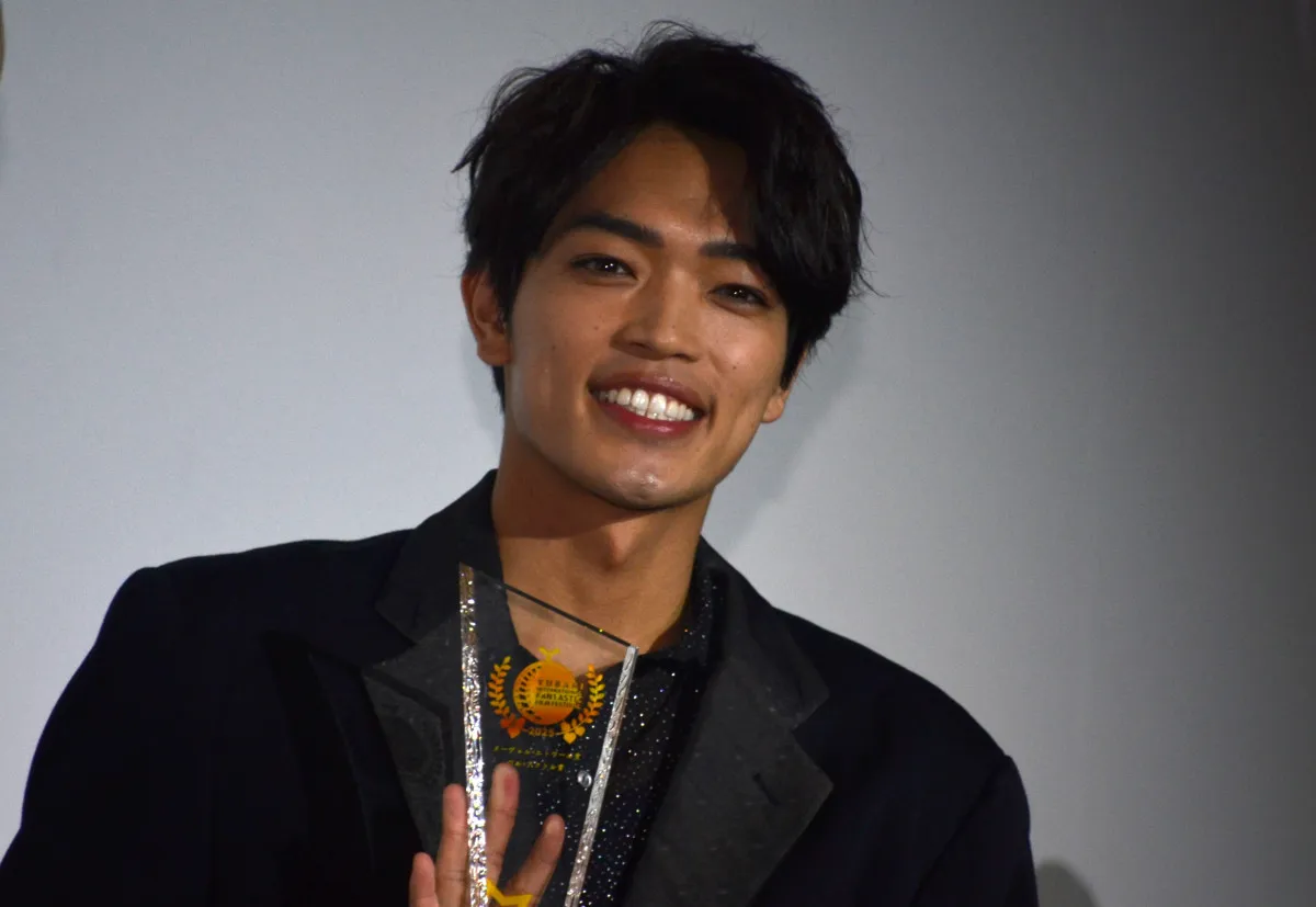 timelesz原嘉孝、”売れない芸人”役に悩み「どうしても面白くなってしまう…」