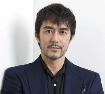 『VIVANT』新カット公開→ネット反応「日本橋三越!?」「阿部寛だあああ！！！！」