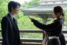 隠蔽、圧力…不倫報道の裏に大手芸能事務所が暗躍　『スキャンダルイブ』第3話予告が公開