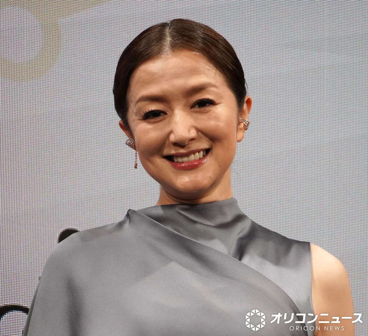 鈴木京香「時間の大切さ強く感じている」　休養期間経て思い 「時の人」賞受賞