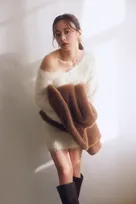 30歳・森香澄、美デコルテ＆美脚が輝く“ぬくもりの美”　『RESEXXY』新作カタログ公開