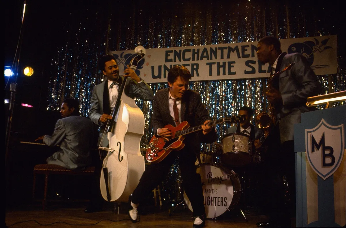 『バック・トゥ・ザ・フューチャー』公開40周年記念、“失われたギター”を追う特別映像