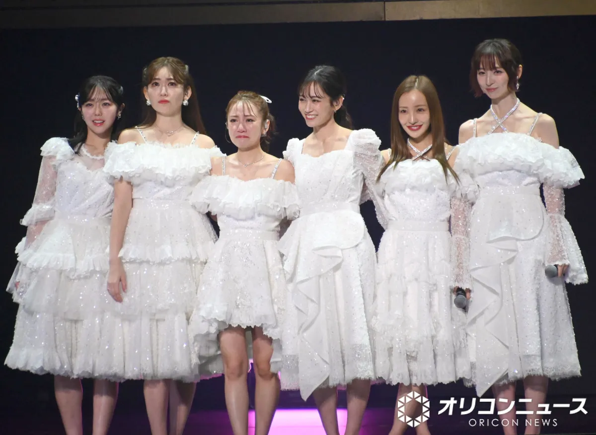 AKB48、20周年記念公演千秋楽は「桜の木になろう」で幕開け　1期生6人歌唱でたかみな涙