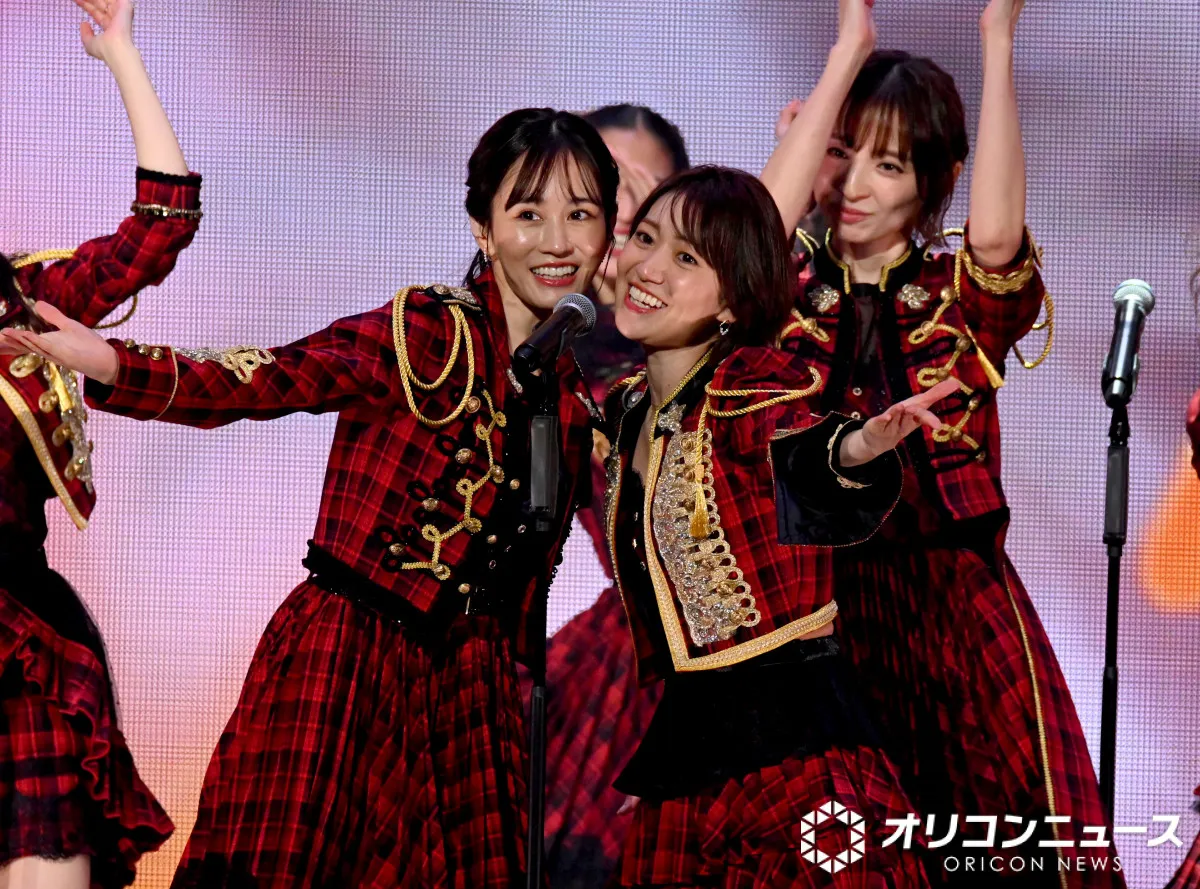 前田敦子＆大島優子、AKB48の20周年に”あつゆう”約9年ぶりそろいどよめき「ゆうこちゃ～ん」「あっちゃ～ん」